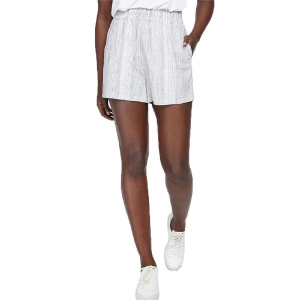 Gentle Fawn High Waist Gray and White Shorts